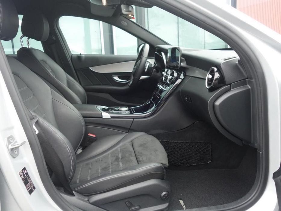 Mercedes Benz C 200 AMG