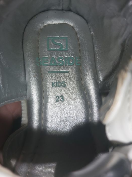 Sandalias menina