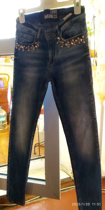 Джинсы AMN  р. 25