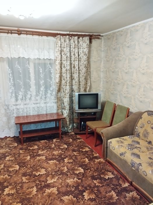 Сдам трёх комнатную квартиру в районе 2 ой городской больницы