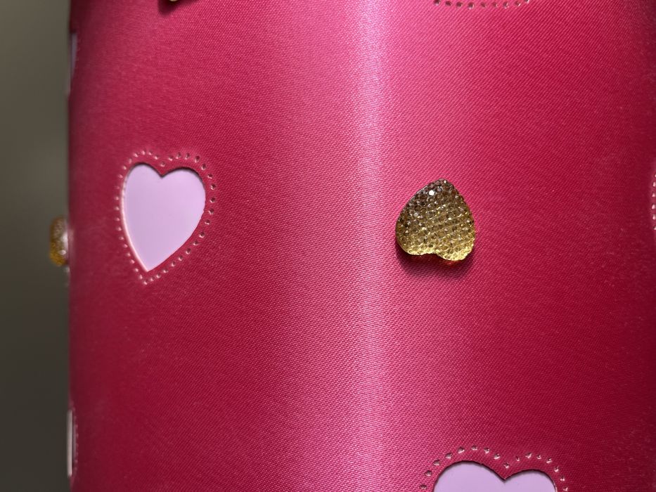 Różowa lampa z serduszkami dla dziewczynki (komplet dwa klosze)