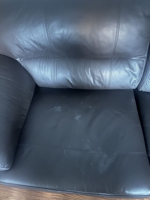 Sofa de couro castanho