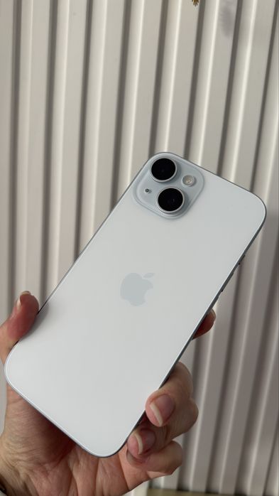 iPhone 15 256 GB stan idealny nowe szkiełko