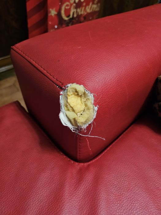 Sofá de pele com chaise long