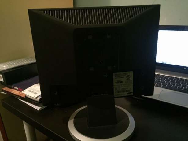 Monitor Samsung64752025006850121