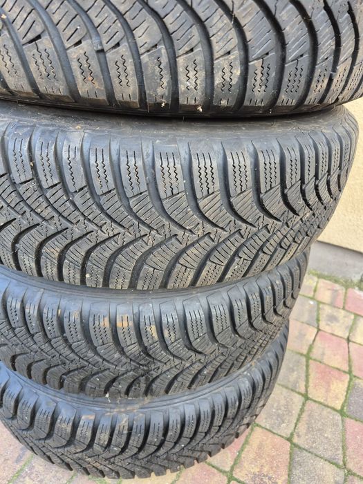 Koło koła 4 sztuki 165x70 R14 opony