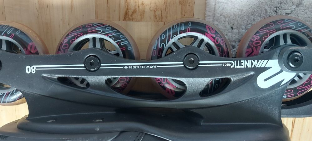 Zestaw Rolki damskie r 38  firmy K2 kinetic ABEC 5 kask ochraniacze to