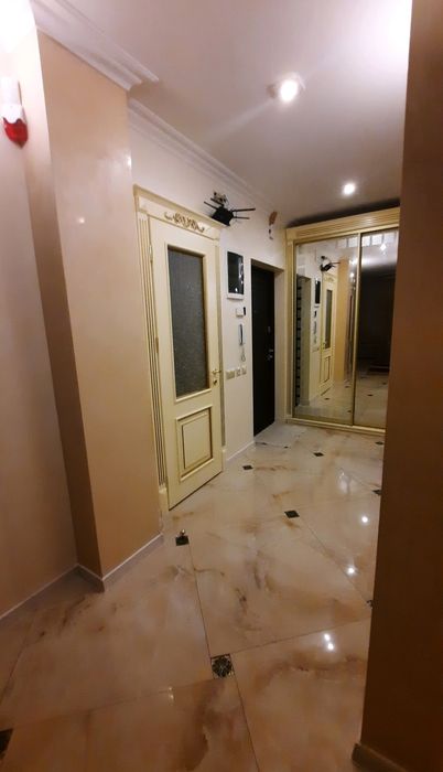 Продаж двохповерхової  квартири еліт-класу Новояворівськ