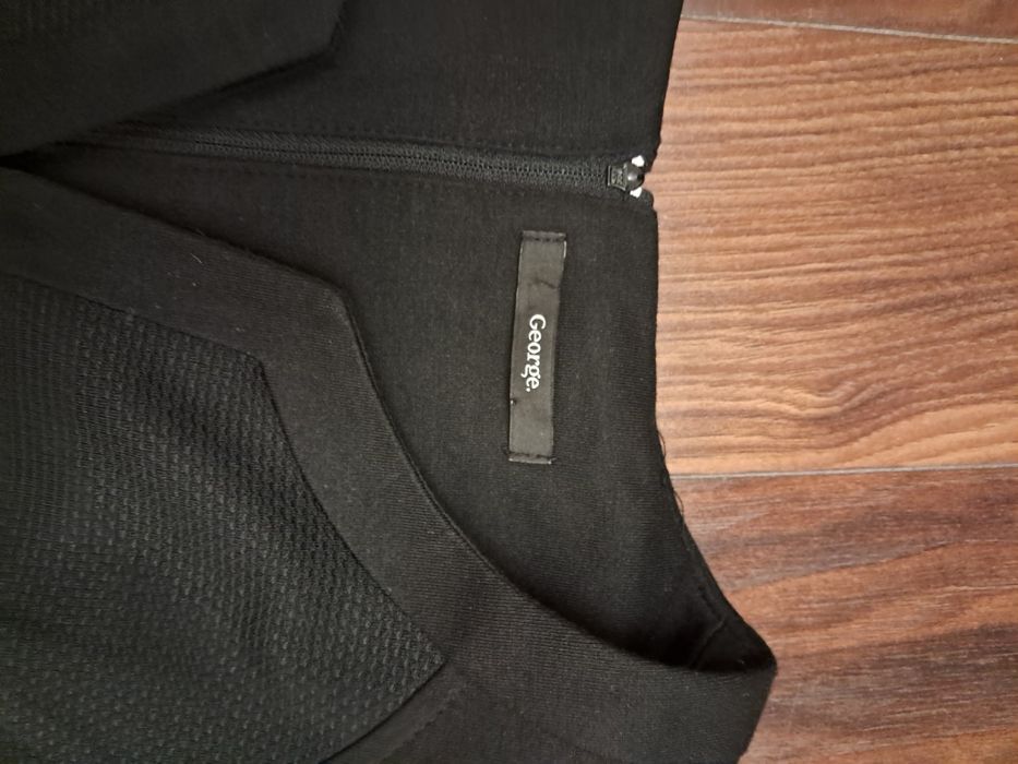 Elegancka czarna sukienka XXL damska