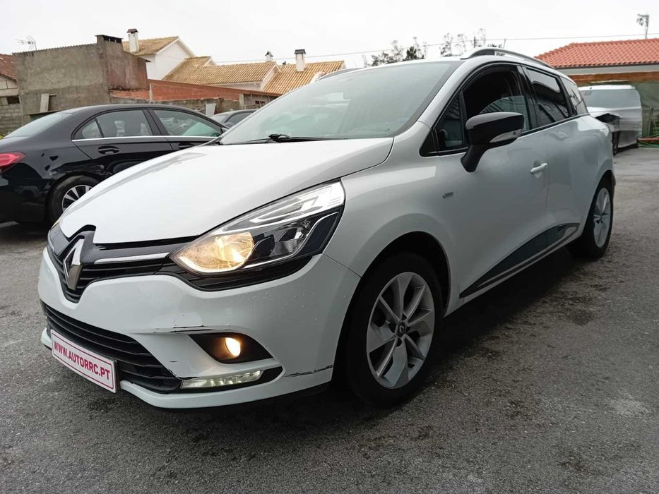 Renault Clio 1.5 dci Limited c/iva - Nacional ( pequeno sinistro )