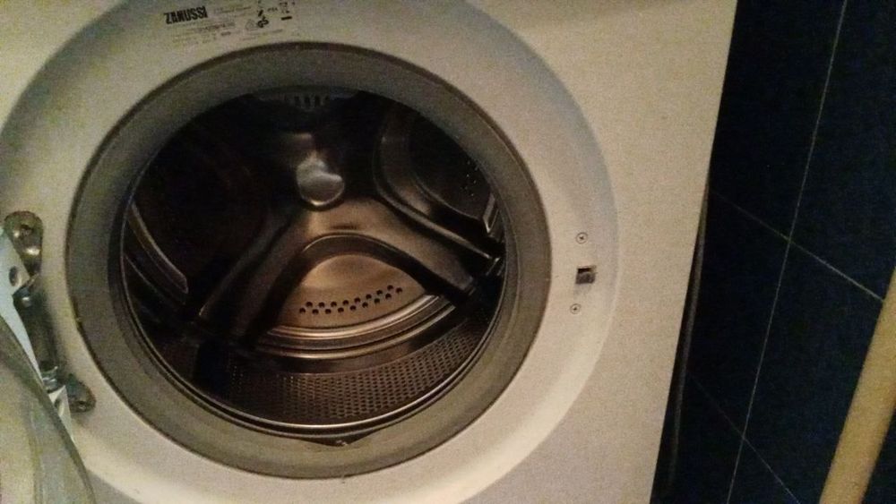 Продам пральну машину бувша у використанні