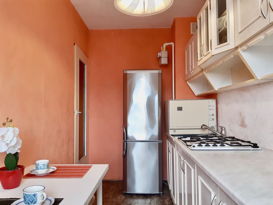 Układ niezależny, balkon, piwnica, do odnowienia