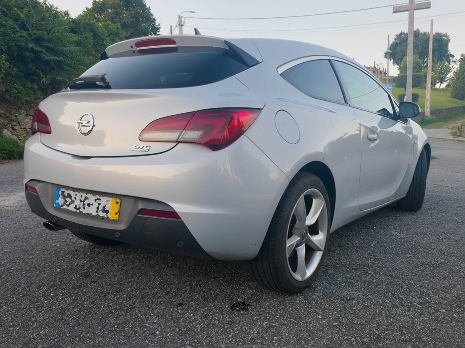 Opel Astra Gtc 2.0 diesel