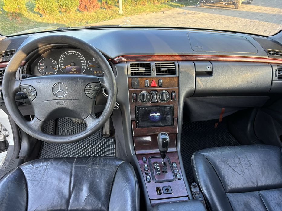 Mercedes-Benz E-Class 2001 VIN WDB2100061B436747 фото оголошення 10 з 13