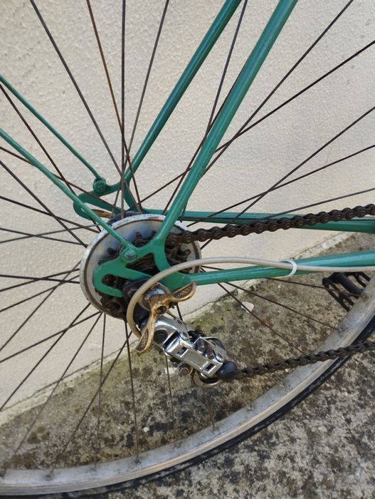 Bicicleta pasteleira vintage