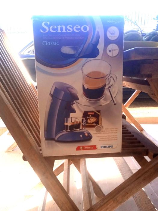 Máquina de café Senseo praticamente nova