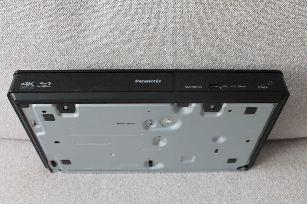 Blu-Ray 3D  Panasonic DMP-BDT270