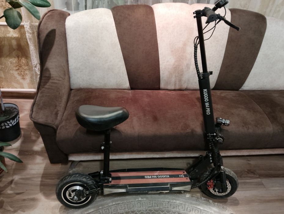 Електросамокат kugoo m4 pro Jilong 48V 18Ah 500W – стан супер