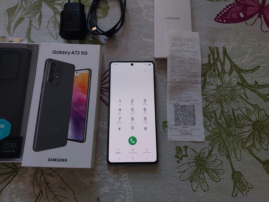 Samsung A73  8/256 идеал