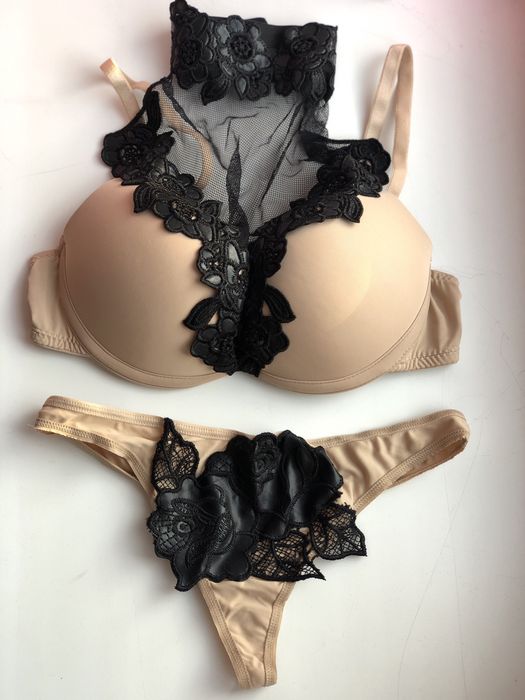 бюстгалтер Victoria's Secret