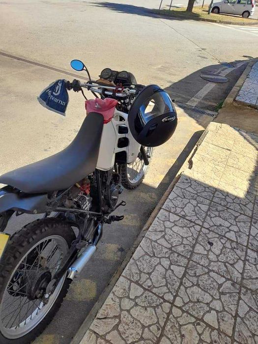 Vendo Honda CRM 50cc com documentos.