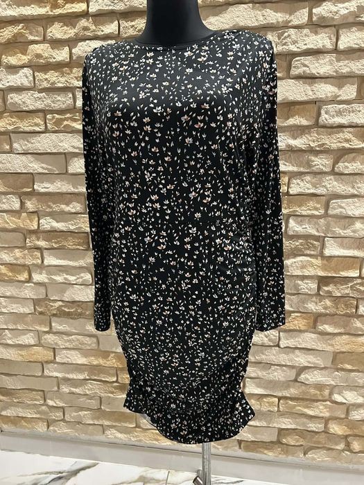 Elegancka sukienka