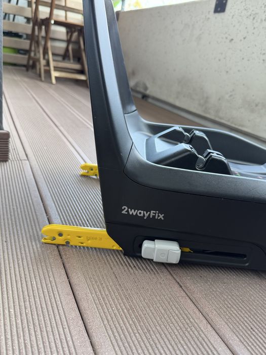 4 em 1 - Carrinho Quinny Moodd + Alcofa Quinny + Ovinho + Isofix