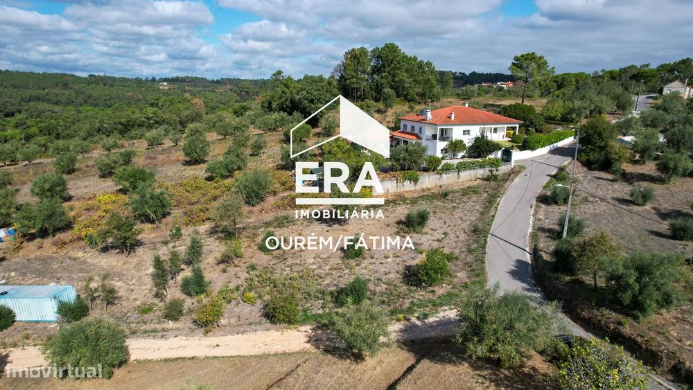 Terreno com 1050m2