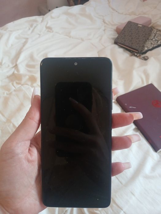 Telefon Xiaomi Poco X4 niesprawny nie działa ekran