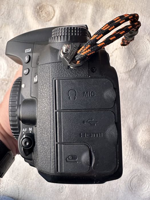 Nikon D610 – Câmara Full Frame em excelente estado