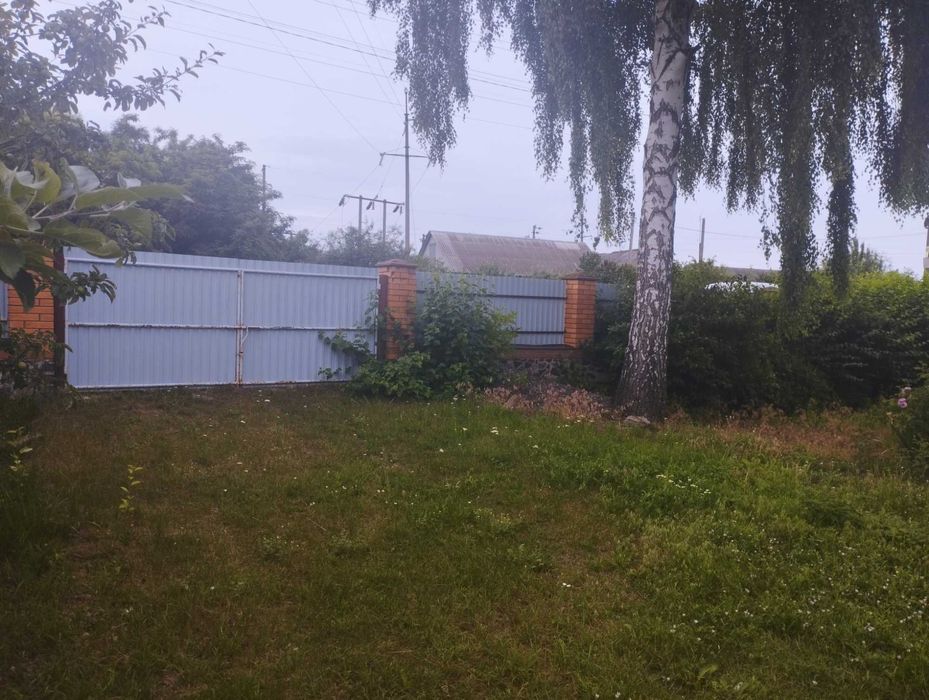 Продаю будинок в смт Рокитне