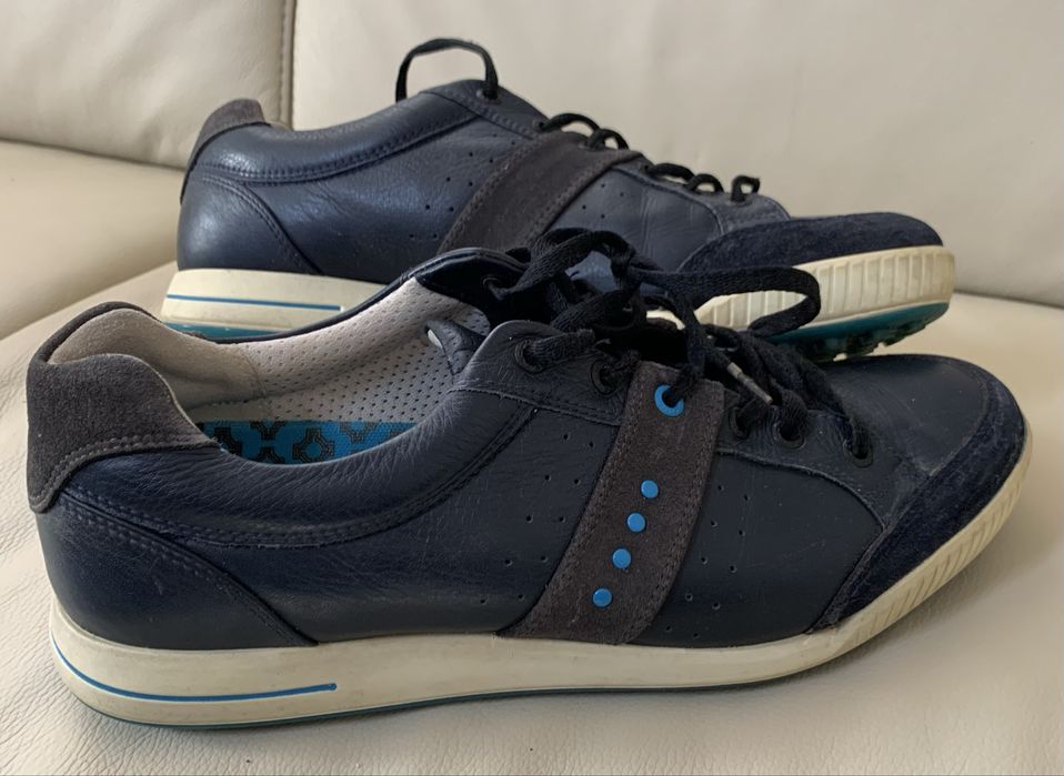 Кросівки  ECCO  44 р ; кросівки ANDER ARMOUR  43р