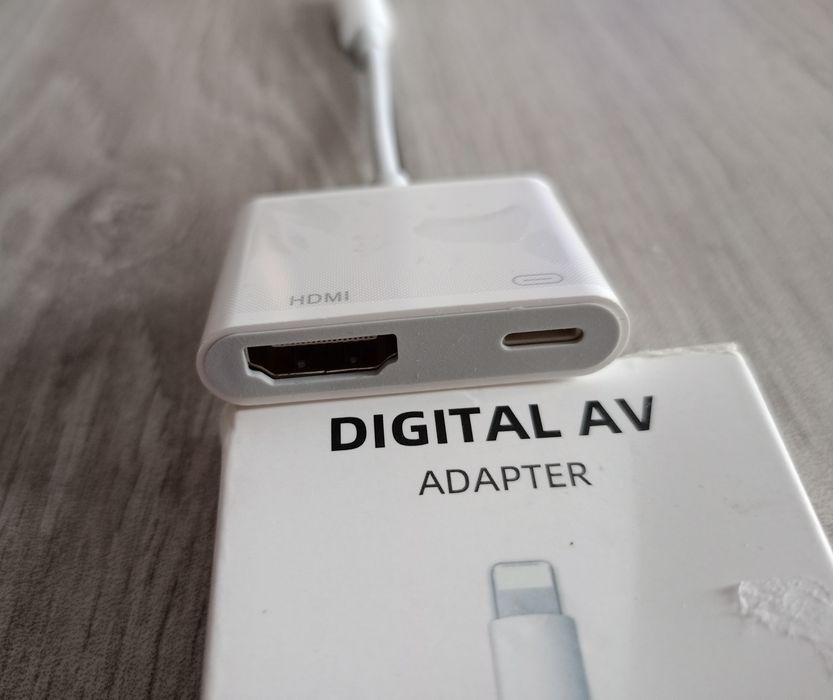 Adapter przejściówka Lightning na cyfrowe AV