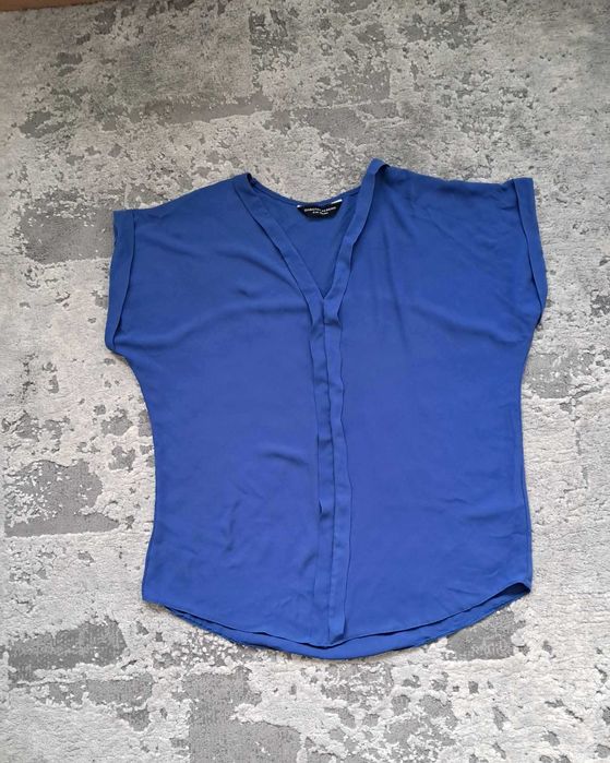 Ładna szafirowa bluzka