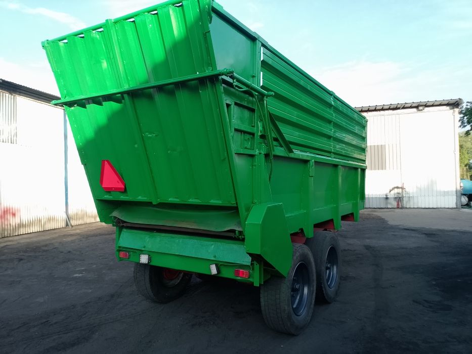 Przyczepa objętościowa rozrzutnik leboulch