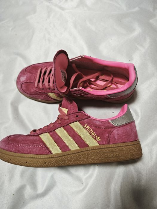 Дитячі кросівки  Adidas Handball Spezial 37р