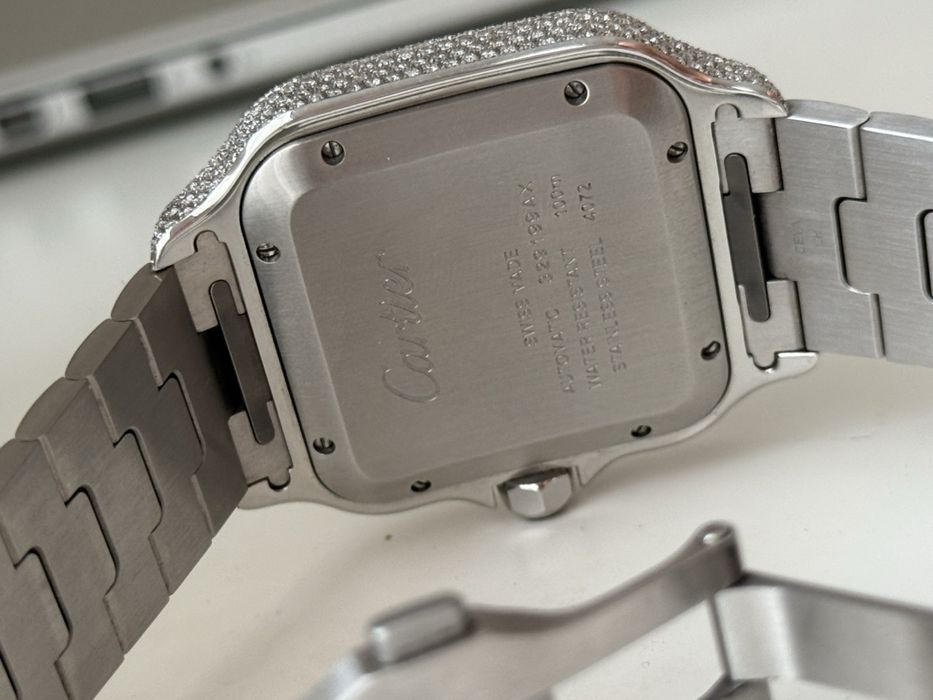 Cartier Santos de Cartier Large „Iced Out” Custom Arabic Dial (2025) L