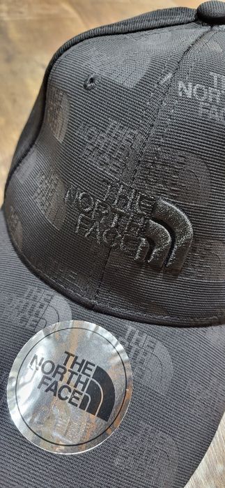 Czarna czapka z daszkiem najwyższa jakość czarne logo tnf unisex