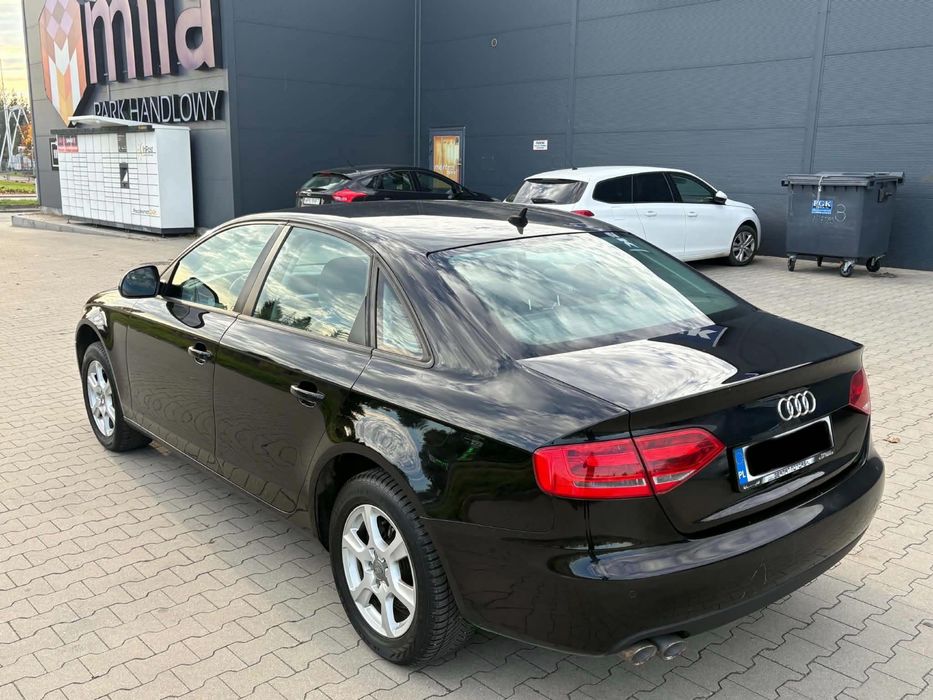 Audi A4 B8 2.0 143km 2008r