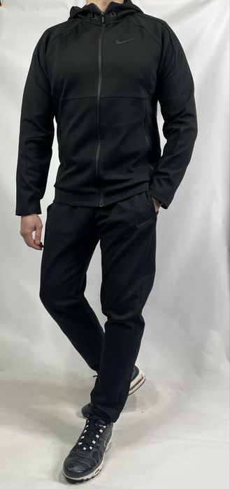 Мужской костюм сезон 2026 весна осень в черном цвете топ качество