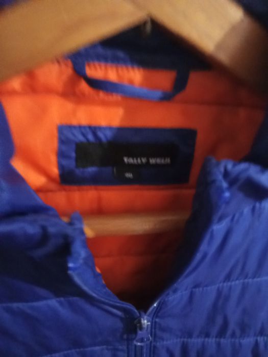 Яркая стильная ,брендовая ветровочка на девочку,