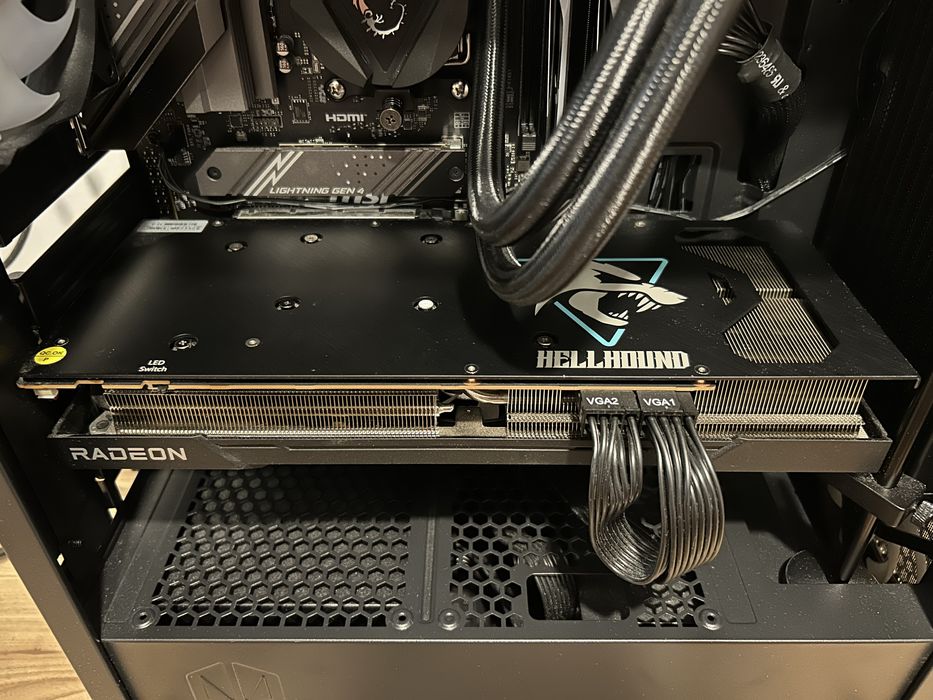 rx 6700xt 完動品 ASUS、「Radeon RX 6700 XT」を搭載したビデオカード3機種