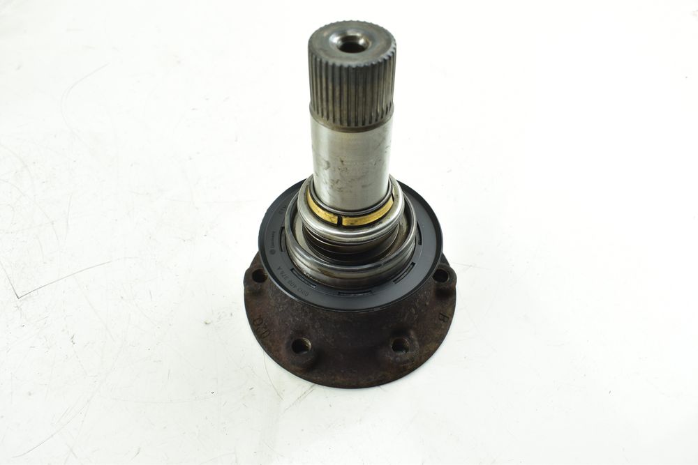 Przegub Flansza Piasta Skrzyni VW GOLF V PASSAT B6  2.0 TDI 02Q356