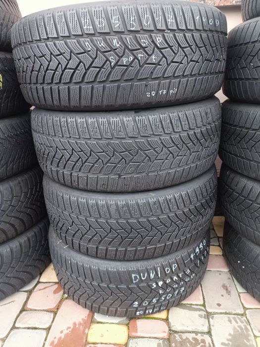 Комплект зимових шин 205/50 R17  Dunlop