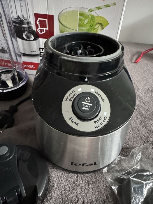 Blender Kielichowy Tefal 800W + bidon 0,6L