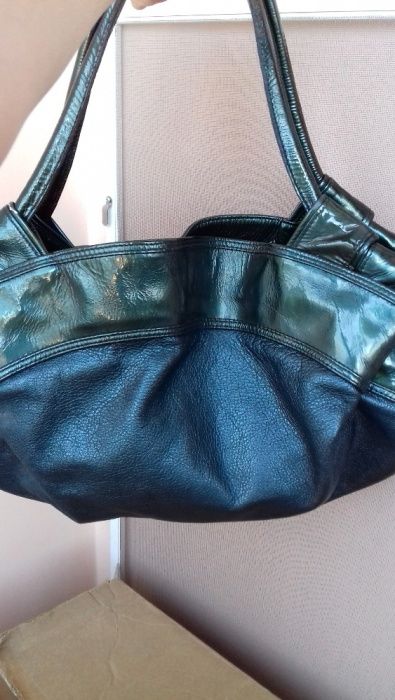 Кожаная сумка супер стильная