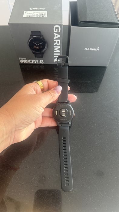 Garmin vívoactive 4S