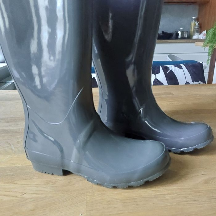 Designerskie kalosze z wysoką cholewką