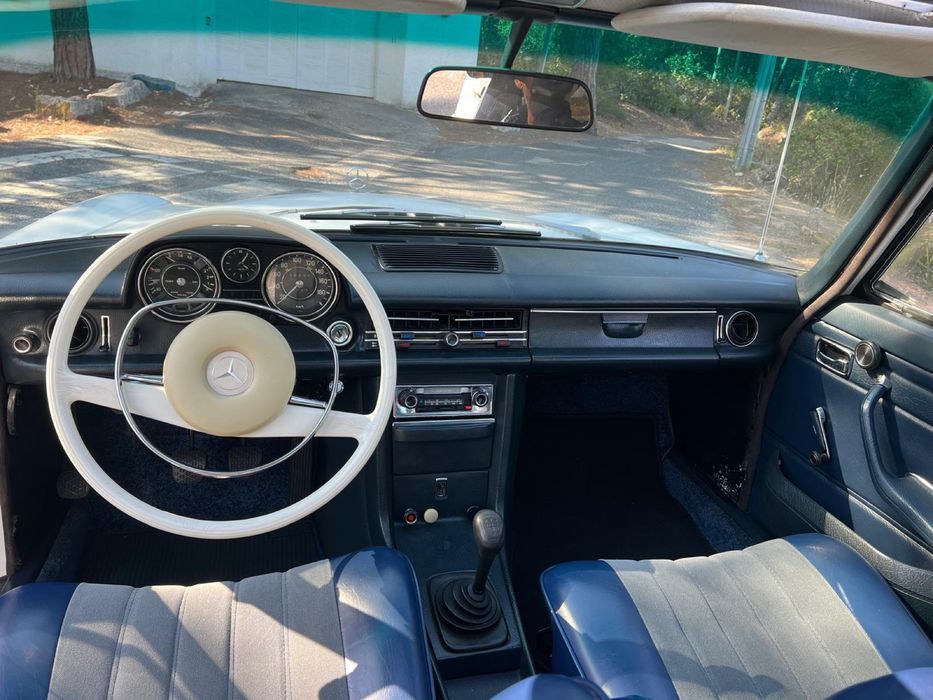Mercedes Benz 220/8 W115 Gasolina Nacional