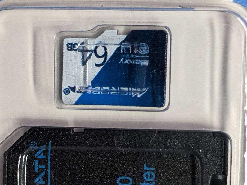 Карта пам'яті Microdata 64GB Class 10 microSD з картридером